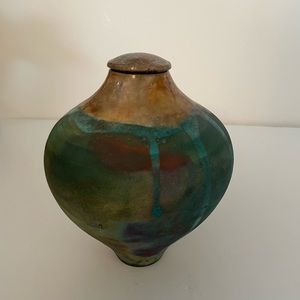 Urn Art Piece Gorgeous NEW